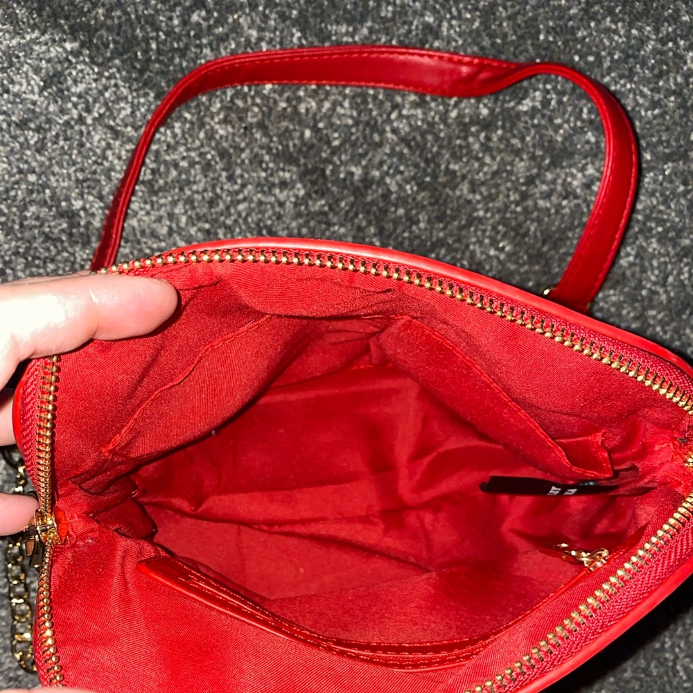 Red Purse - Picture 10 of 10